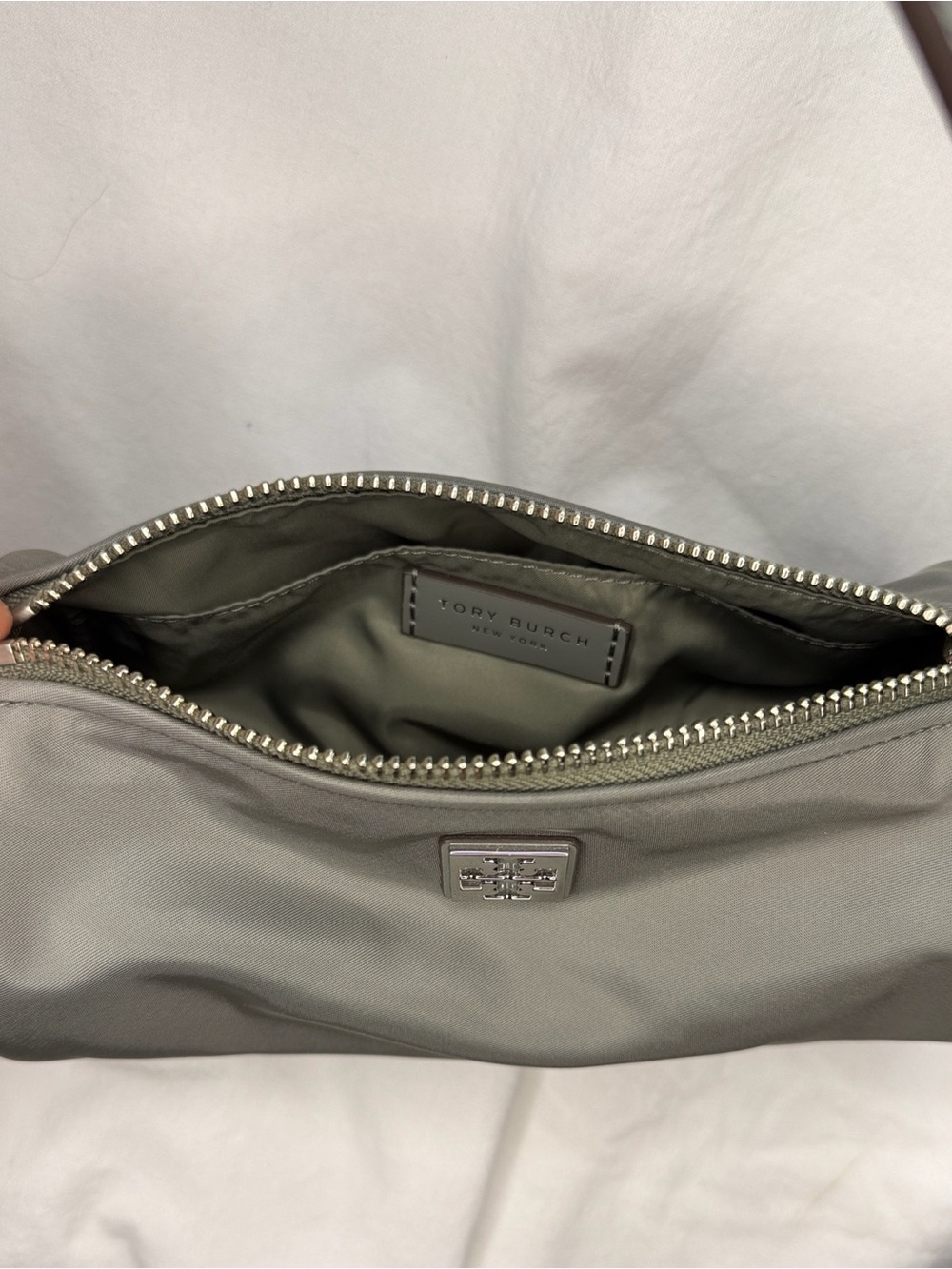 Tory Burch Olive Gray Nylon Shoulder Bag with Silver Logo NWOT - Picture 6 of 10